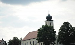 Kirche in Utzenhofen