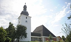 Pfarrkirche Maria Himmelfahrt in Hohenkemnath